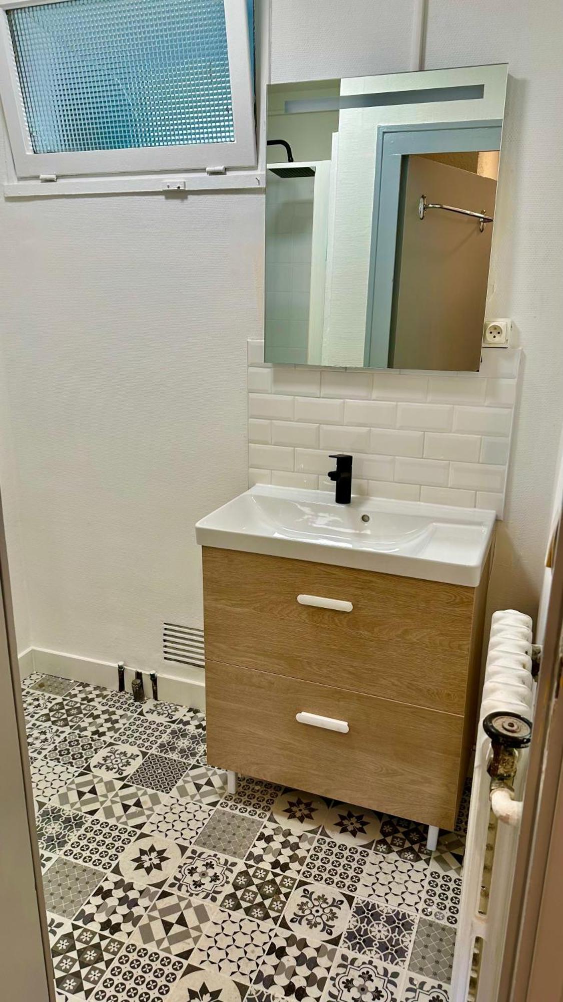 Le Bord De La Loire - Chambre Avec Salle De Bains Commune Nantes Luaran gambar